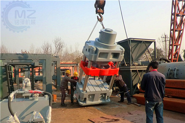 600噸四柱液壓壓裝機發(fā)貨現場